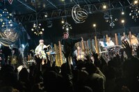 「FUJI＆SUN'23」ceroのステージの様子。