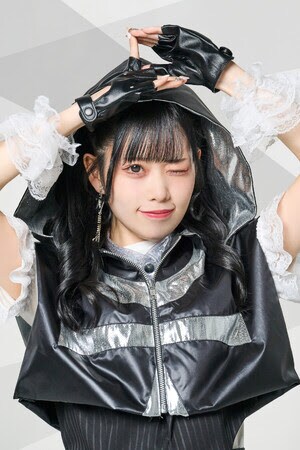 河野奈々帆 - 元BiS、LADYBABY、NMB48などアイドル経験者を中心とした7
