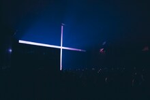 「椎名林檎と彼奴等と知る諸行無常」オープニングの様子。（撮影：太田好治）