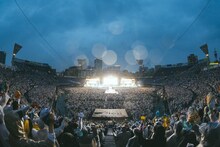 「sumika 10th Anniversary Live『Ten to Ten to 10』」の様子。