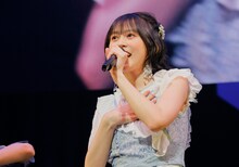 中島由貴「中島由貴LIVE TOUR 2023～サファイア～」東京・LINE CUBE SHIBUYA（渋谷公会堂）公演の様子。（写真提供：NBCユニバーサル・エンターテイメントジャパン）