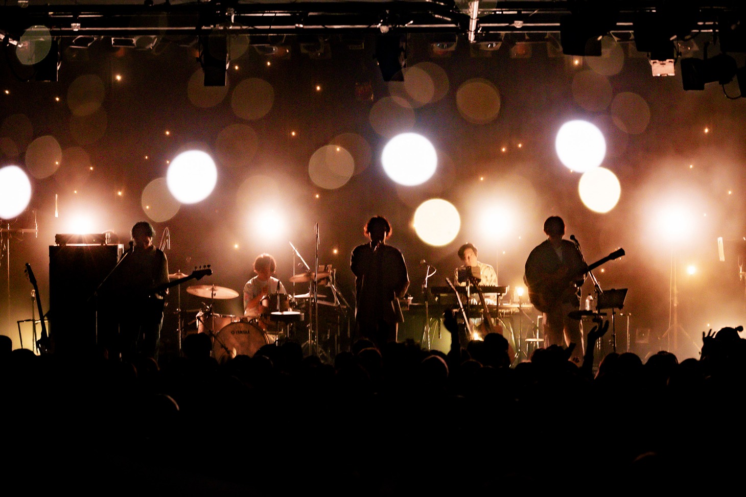 もさを。「LIVE TOUR『こいのうた』」東京・LIQUIDROOM公演より。（Photo by Taku Fujii）