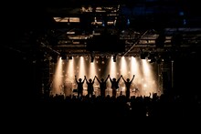 もさを。「LIVE TOUR『こいのうた』」東京・LIQUIDROOM公演より。（Photo by Taku Fujii）