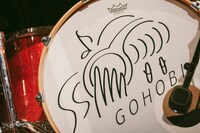 ゴホウビ「ゴホウビ ONEMAN LIVE "Home Sweet Home!! Vol.1"」の様子。（撮影：鈴木友莉）