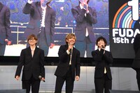 左から武器屋桃太郎、赤園虎次郎、瀬斗光黄。