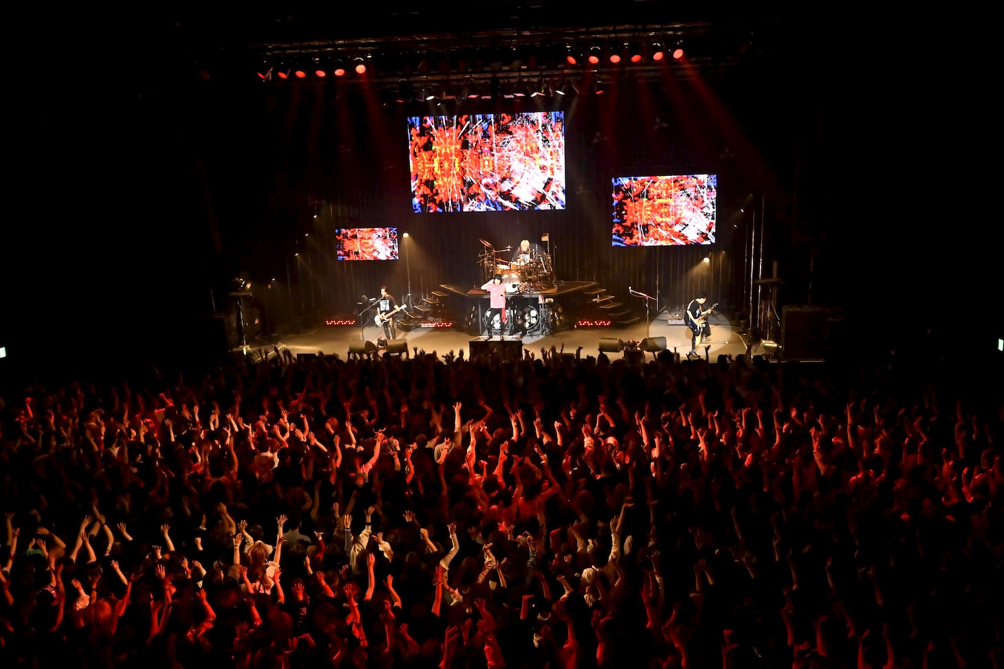 「SID 20th Anniversary TOUR 2023 『海辺』」Zepp DiverCity（TOKYO）公演の様子。（撮影：今元秀明）