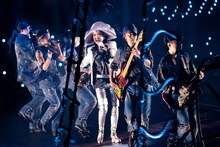 「50th Anniversary 松任谷由実コンサートツアー The Journey」神奈川・ぴあアリーナMM公演の様子。（撮影：田中聖太郎）