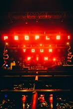 「PEOPLE 1 2022 AW TOUR “嘘だらけのPEOPLE 1” 再振替公演」の様子。（Photo by renzo masuda）