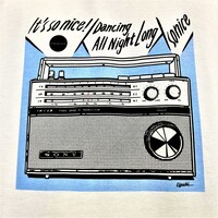 ホワイト×ブルーの絵柄