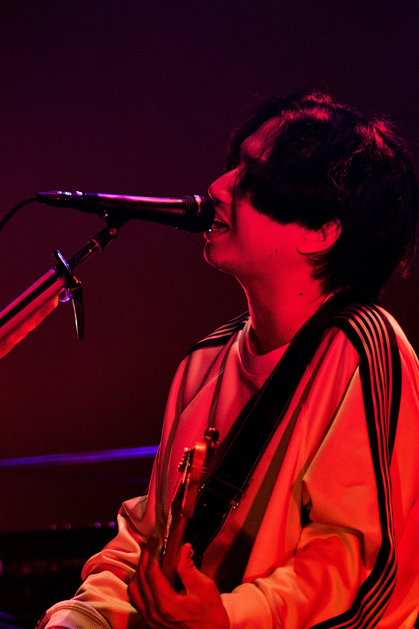 はっとり（Vo, G / マカロニえんぴつ）（Photo by Daisuke Sakai）