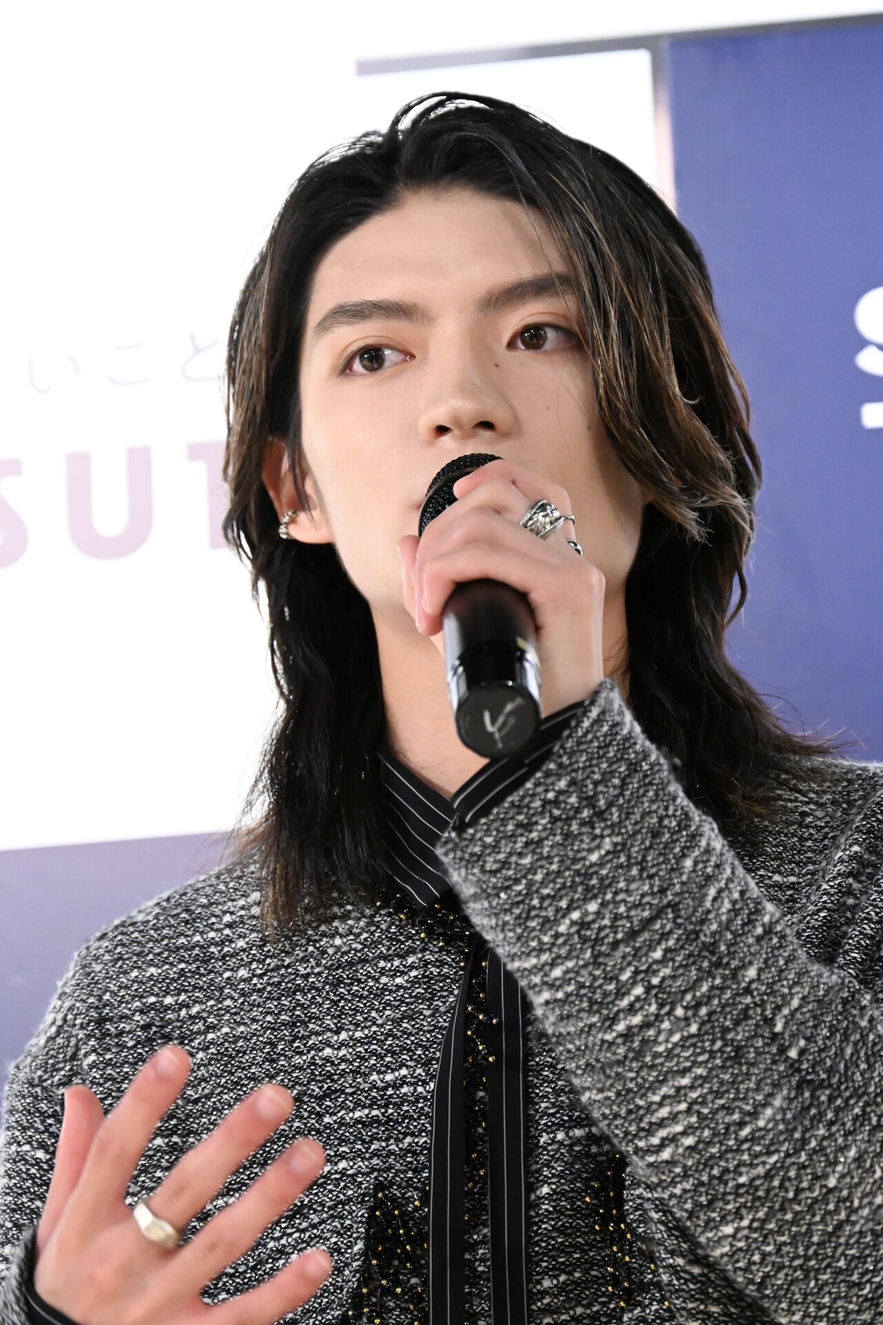 杢代和人、19歳記念の写真展で「レベチイケメンが限界突破した」げんじ