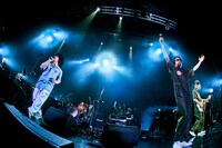 「マカロックツアーvol.15 ～あやかりたい！煌めきビューチフルセッション編～」最終公演の様子。（Photo by Daisuke Sakai）