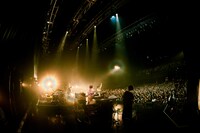 「マカロックツアーvol.15 ～あやかりたい！煌めきビューチフルセッション編～」最終公演の様子。（Photo by Daisuke Sakai）