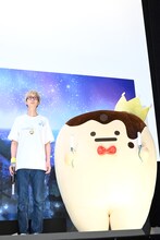 左から江口拓也、王様プリン。