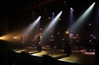 Negicco「二十葱、武蔵野。-アコースティック-」の様子。