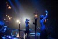 Negicco「二十葱、武蔵野。-アコースティック-」の様子。