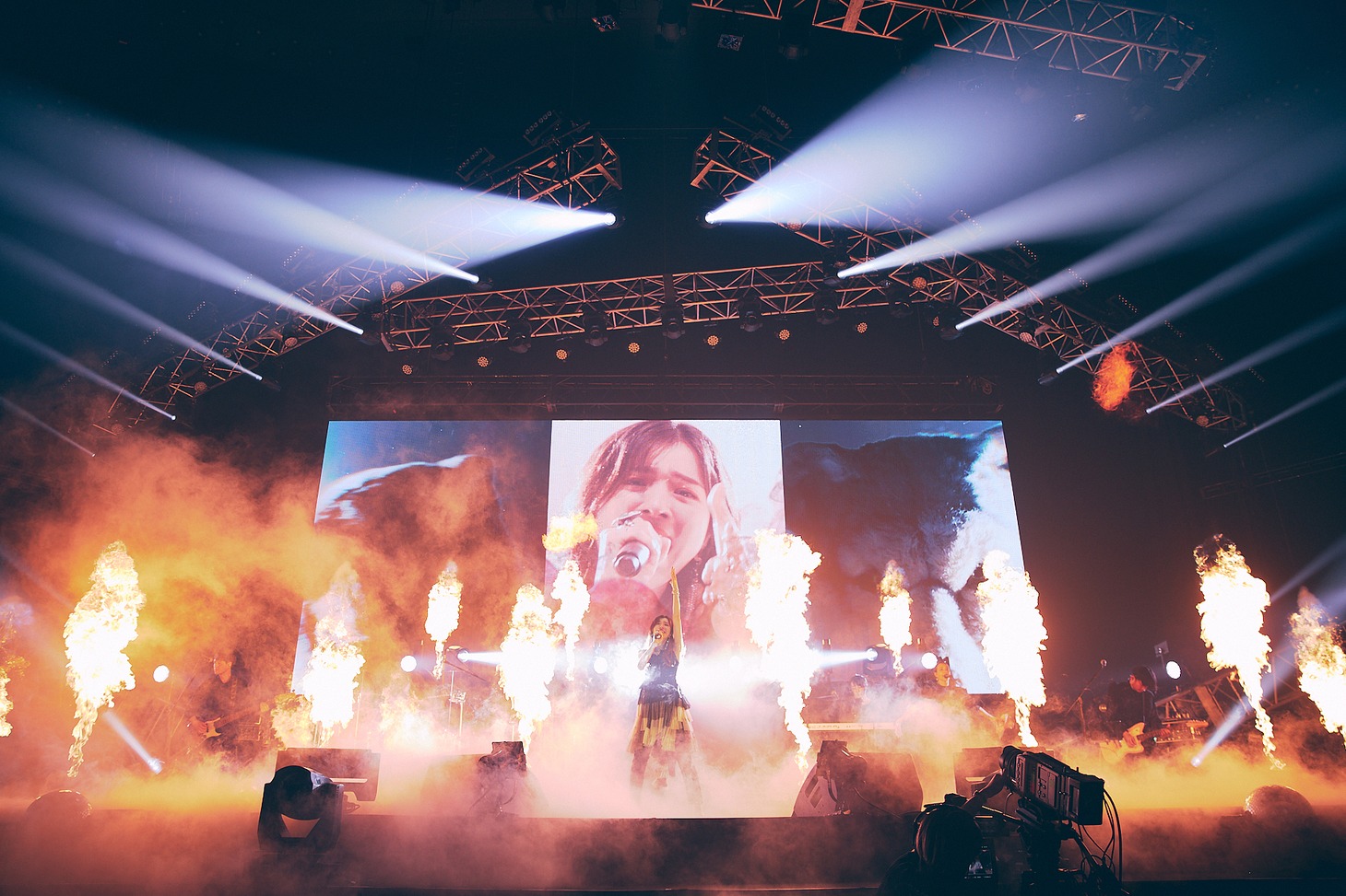 「milet live at 日本武道館」より。（撮影：後藤壮太郎）