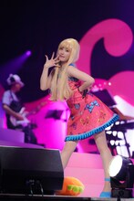 佐々木彩夏「AYAKA NATION 2023 in YOKOHAMA Arena ～FRIENDS～」の様子。