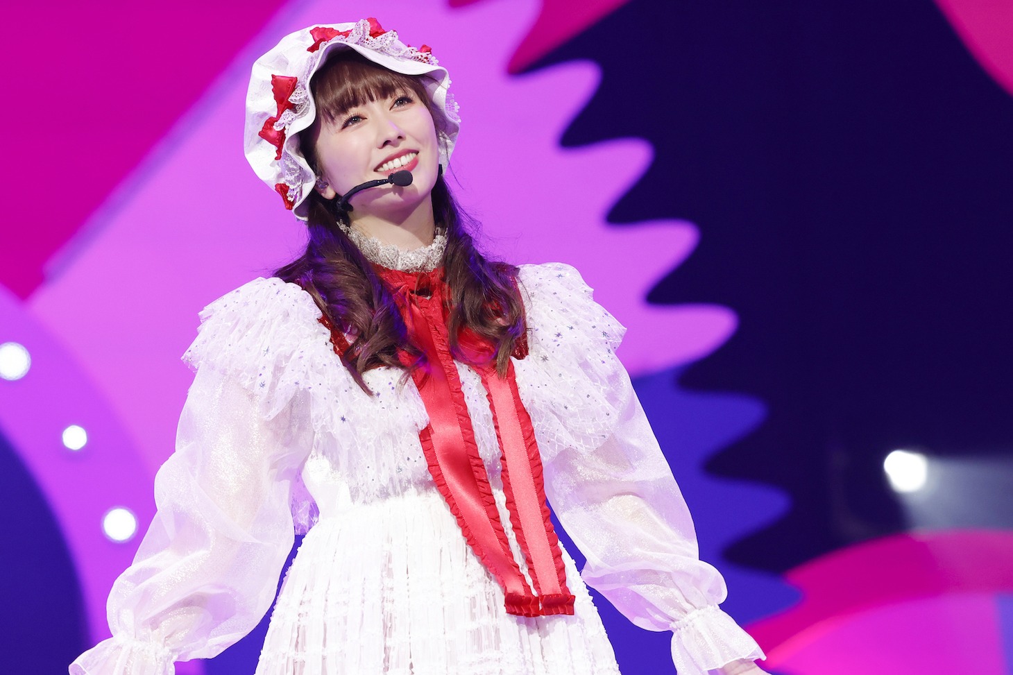 佐々木彩夏「AYAKA NATION 2023 in YOKOHAMA Arena ～FRIENDS～」の様子。