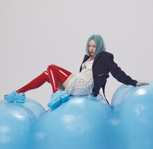 「装苑」2023年7月号より、ちゃんみな。