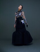 「装苑」2023年7月号より、池田エライザ。