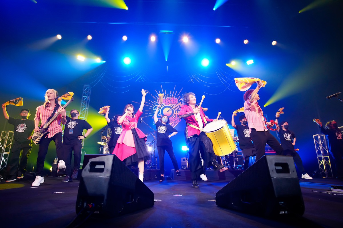 「angela 20th Anniversary☆岡山凱旋 Day1『全部が主題歌ライヴ!!!』in 岡山市民会館」の様子。