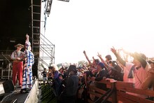 EGO-WRAPPIN'のライブの様子。