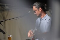 長岡亮介（ペトロールズ）