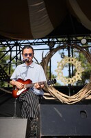 長岡亮介（ペトロールズ）