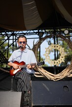 長岡亮介（ペトロールズ）