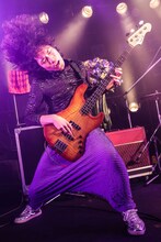 マジル声児（B, Cho）（撮影：森好弘）