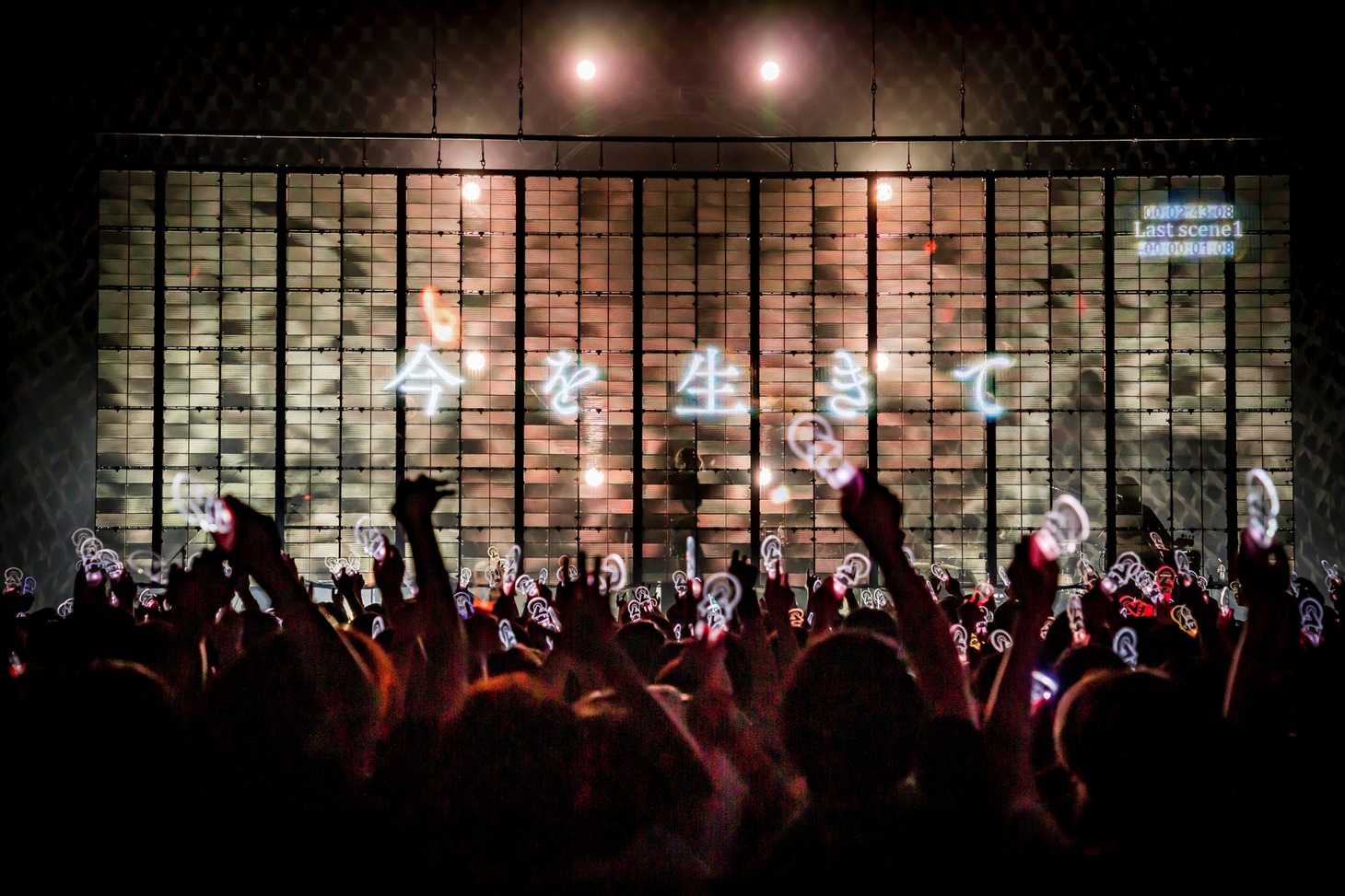 「DUSTCELL TOUR 2023『ROUND TRIP』」の様子。（Photo by Takashi Konuma）