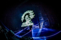 「DUSTCELL TOUR 2023『ROUND TRIP』」の様子。（Photo by Takashi Konuma）