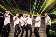 iKON（撮影：上飯坂一）