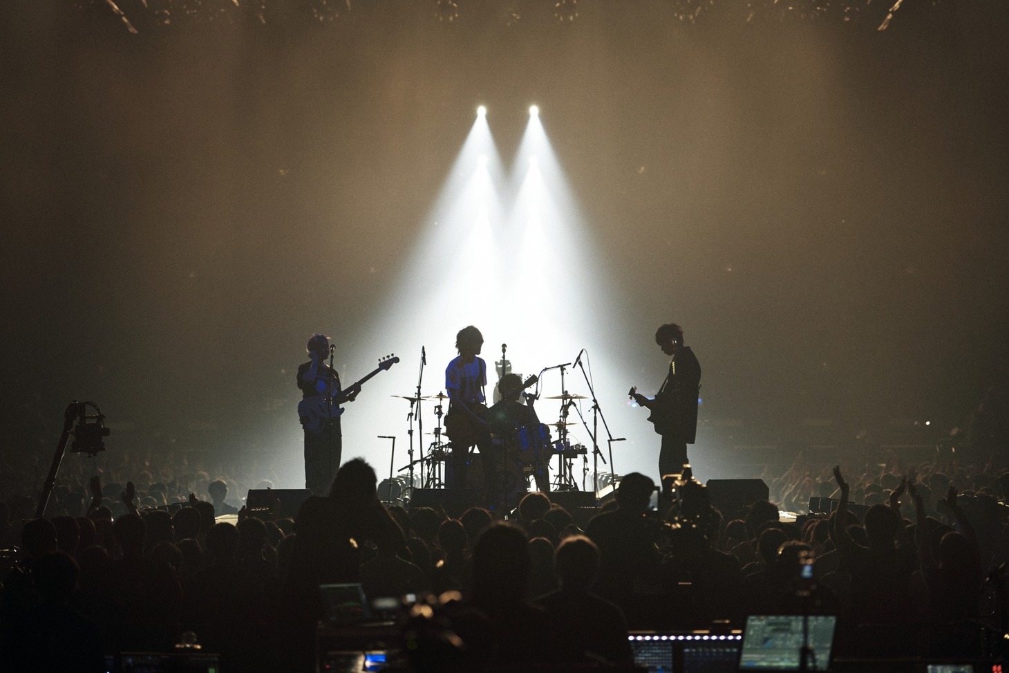 BUMP OF CHICKEN