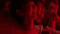 コカ・コーラの新CM「Coke STUDIO Magic」編より。