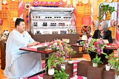 小里誠がハマった“漆黒の怪しさとポップさの融合”コーヒーゼリーの世界にマツコ大興奮