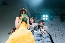 泣いてない吉沢朱音。