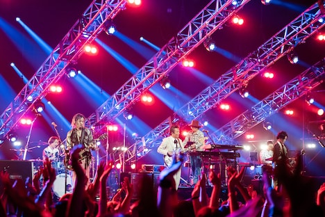 「SONGS 男闘呼組」より。（写真提供：NHK）