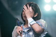 泣きじゃくる水湊みお。