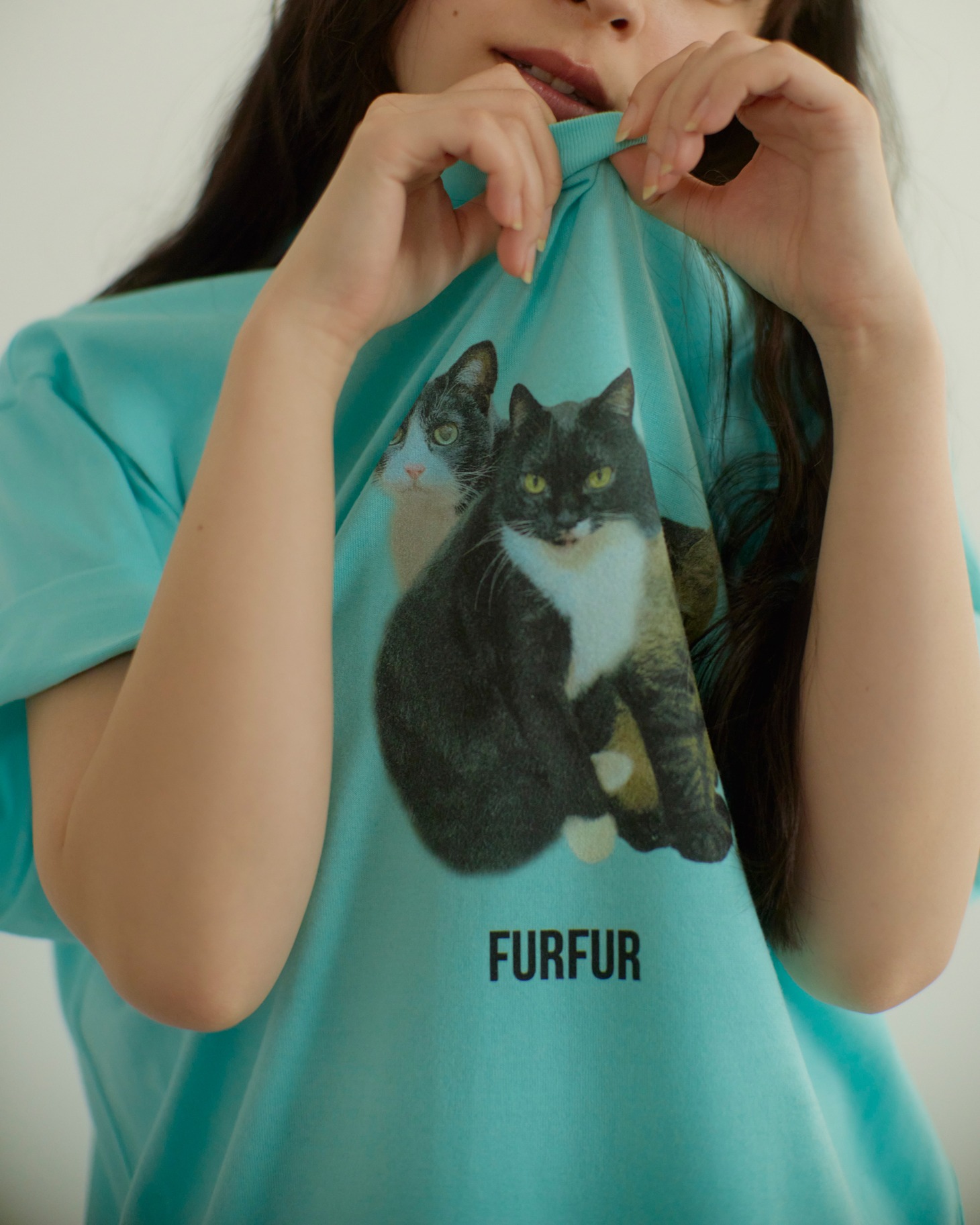 トリプルキャットフォトTシャツ