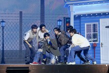 BOYNEXTDOORのパフォーマンスの様子。(c)KOZ Entertainment. All Rights Reserved.