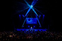 仲村悠菜生誕ソロライブ「純喫茶ミルクティー～1杯目～」の様子。