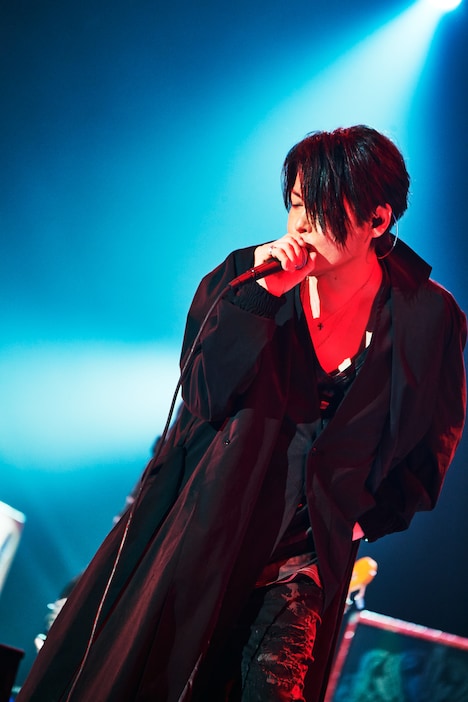 RYUICHI（Vo）（撮影：田辺佳子）