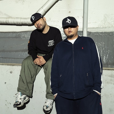 左からGRADIS NICE、BES。