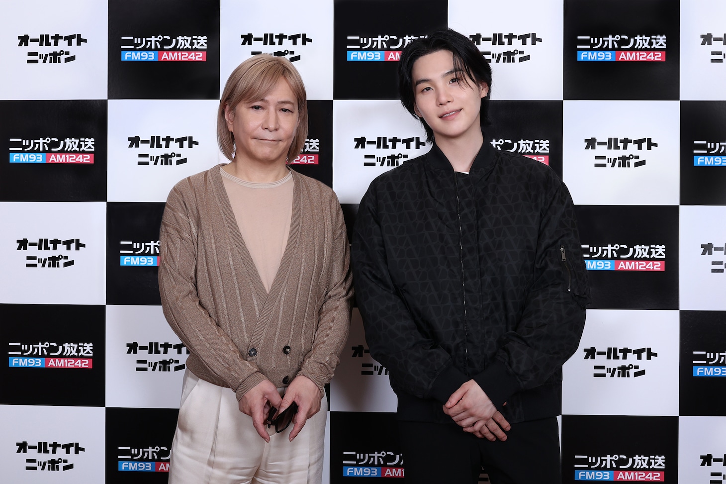 左から小室哲哉、SUGA（写真提供：ニッポン放送）