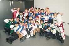 JO1、INI、DXTEEN (c)LAPONE Entertainment