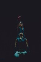 「Top Down」をパフォーマンスする橘ケンチ（手前）とEXILE TETSUYA（奥）。