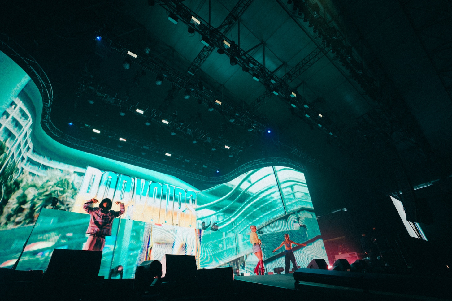 Bonbero、LANA、MFS、Watsonによる「Makuhari」のパフォーマンスの様子。