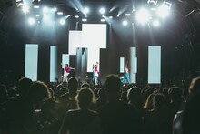 Perfumeのライブ中の、CUPRAステージの様子。 （写真提供：ユニバーサルミュージック）